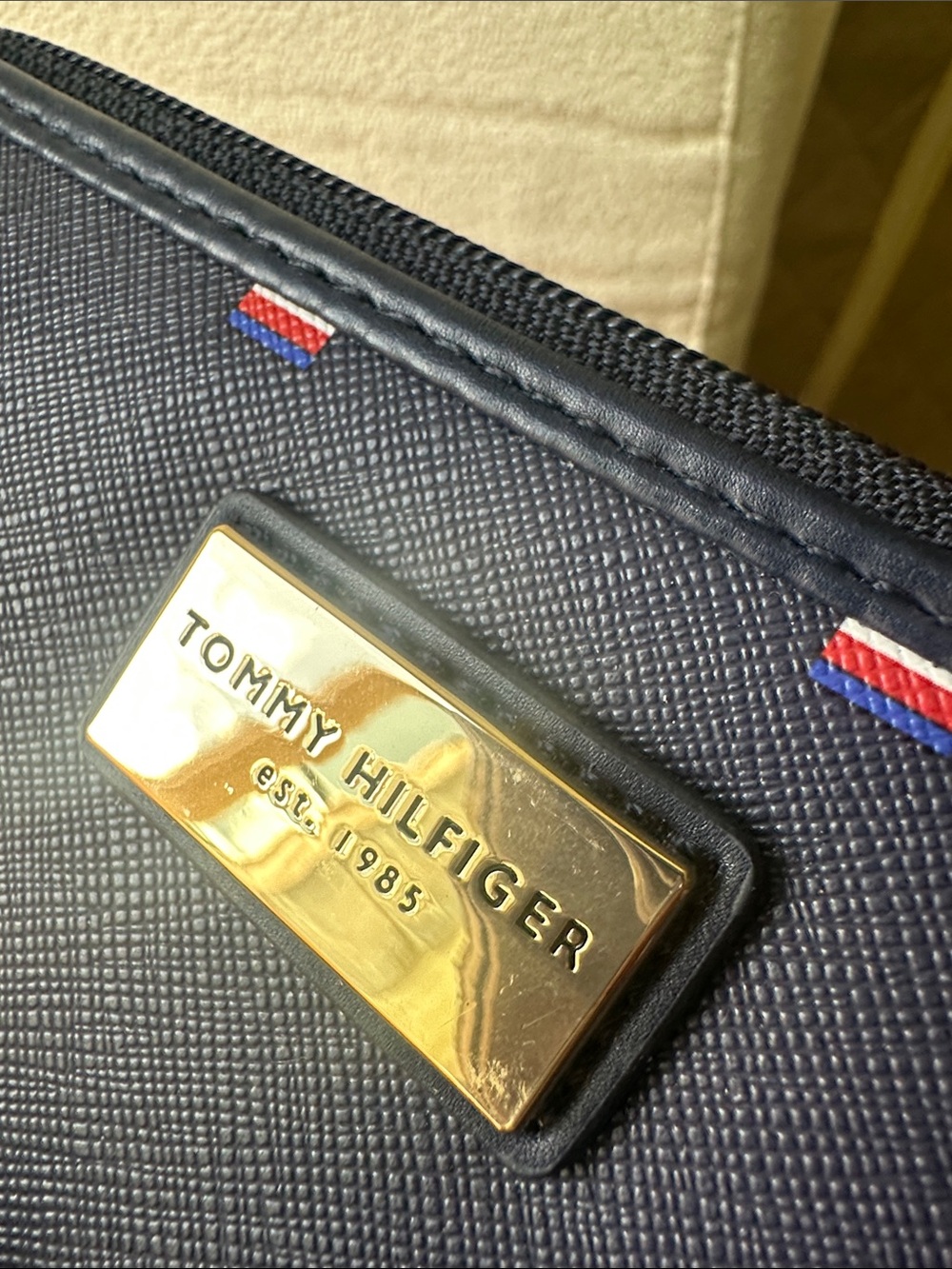 Tommy Hilfiger Navy Wallet with Red White Blue Flag Motif NWOT - Picture 2 of 5
